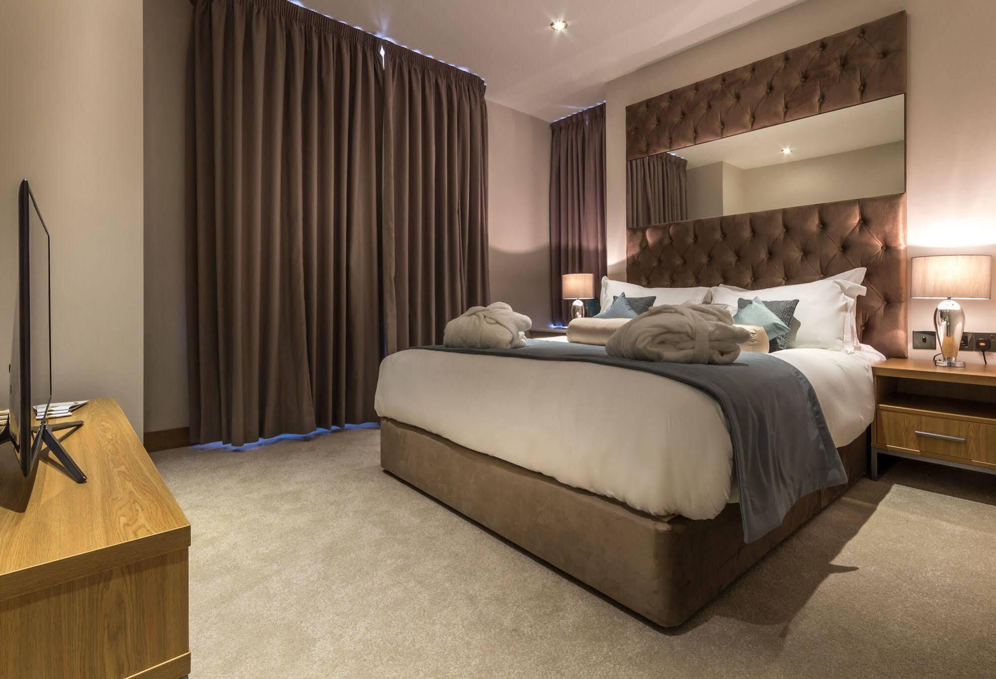 Mansio Suites Basinghall ลีดส์ ภายนอก รูปภาพ