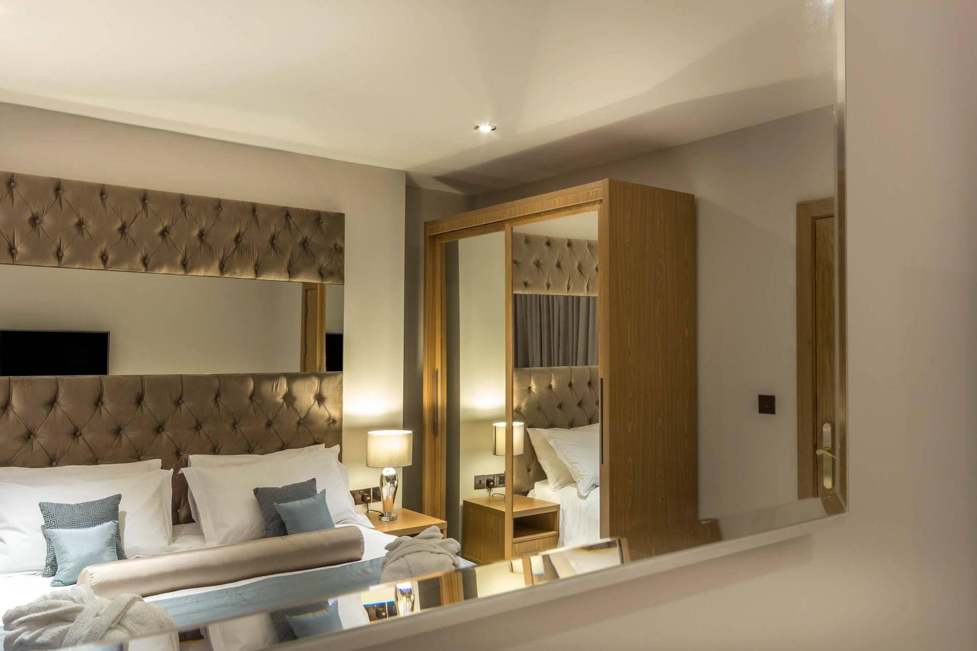 Mansio Suites Basinghall ลีดส์ ภายนอก รูปภาพ